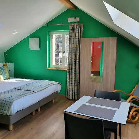 La Fete Au Palais 3* Lustin