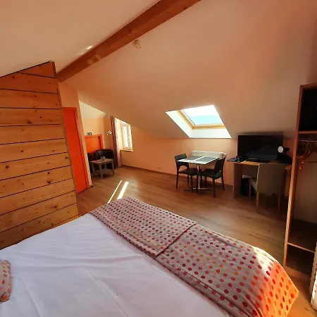 La Fete Au Palais 3* Lustin