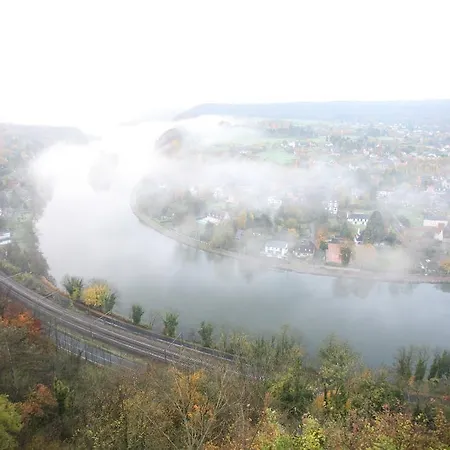 La Fete Au Palais Hotel Lustin