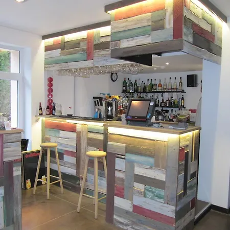 La Fete Au Palais 3* Lustin